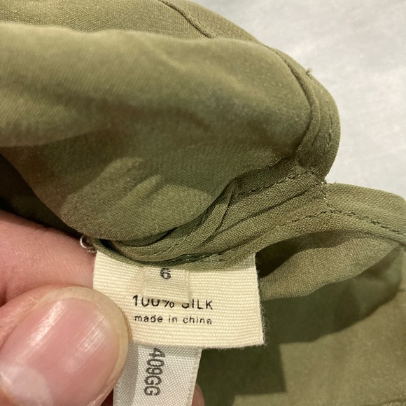 Women’s L’AGENCE Silk Top, size S/M (6) - Picture 6 of 8